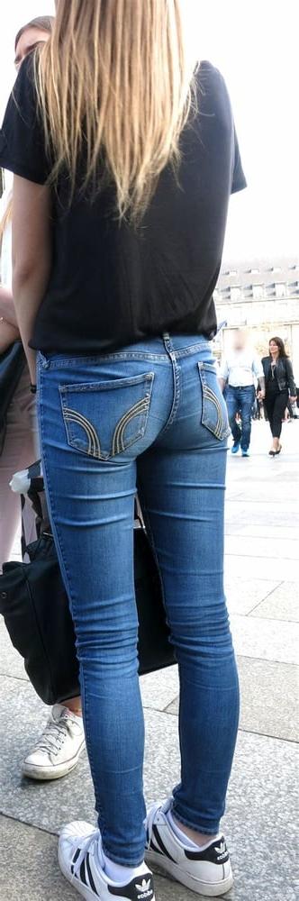 25P Tight Asses