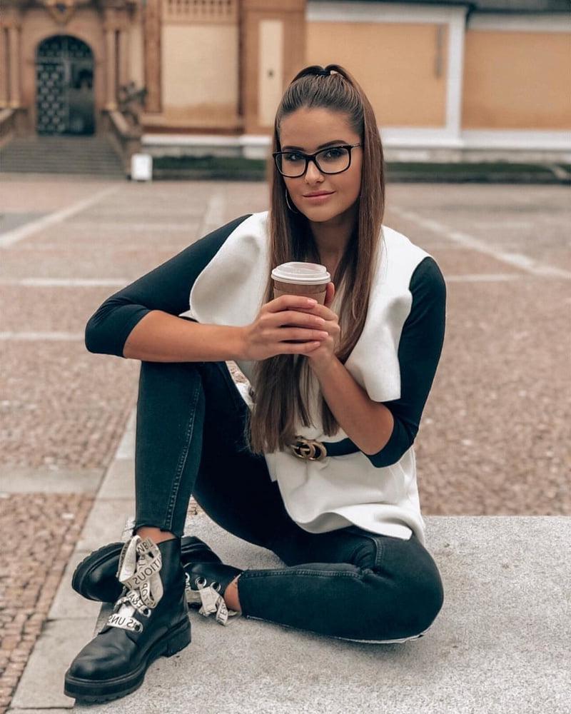 25P Liana Vasilisinova hot instagram model