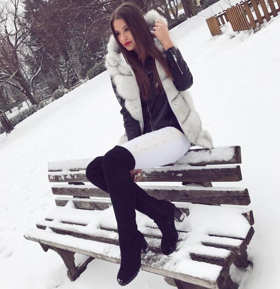 25P Liana Vasilisinova hot instagram model