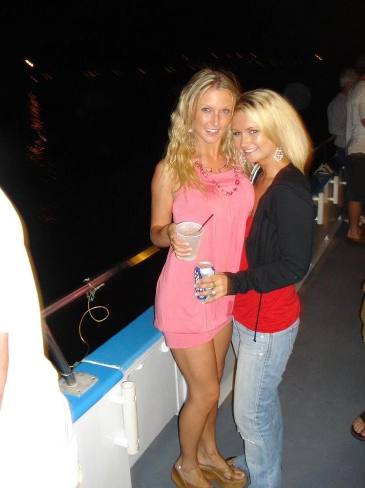 25P Exposed - Blonde Hottie Shows Off Tight Body