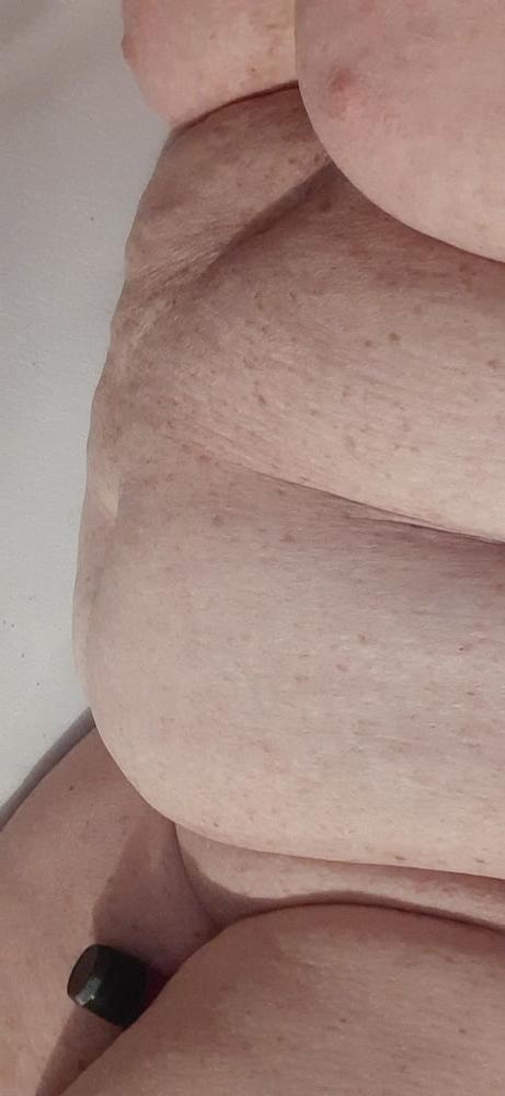 25P Fat beautiful  woman