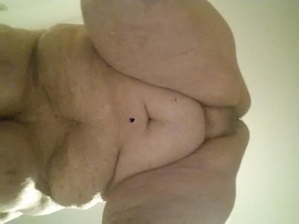 25P Fat beautiful  woman