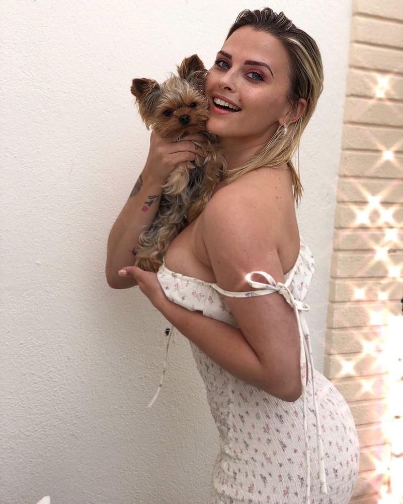 25P She needs BBC (11)