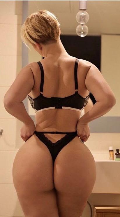 10P Hot Model Porn Pictures