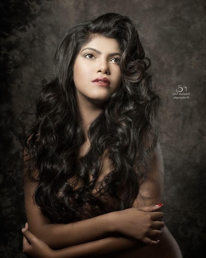 25P Nakshatra Nude Model
