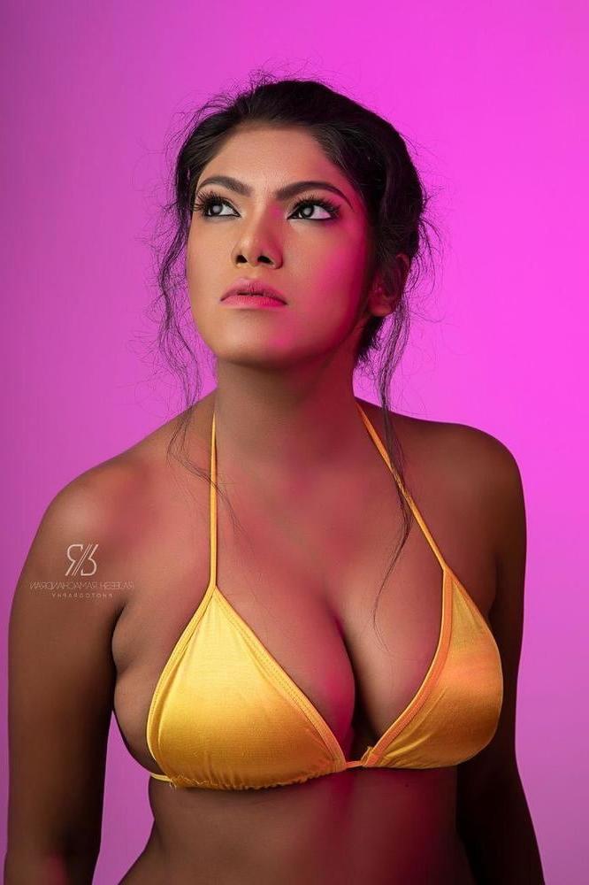 25P Nakshatra Nude Model