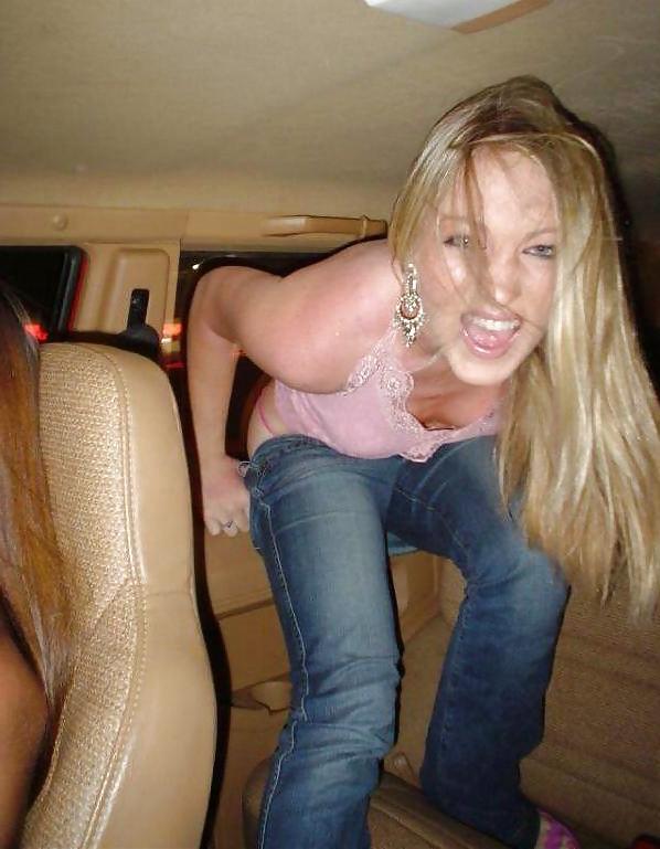 25P Queens in jeans XXIV