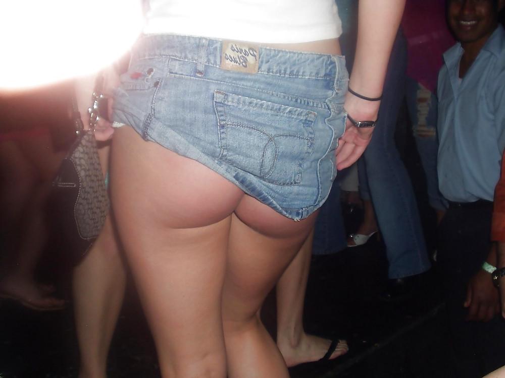 25P Queens in jeans XXIV