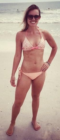 20P Sluts in tiny bikinis- Rachel D