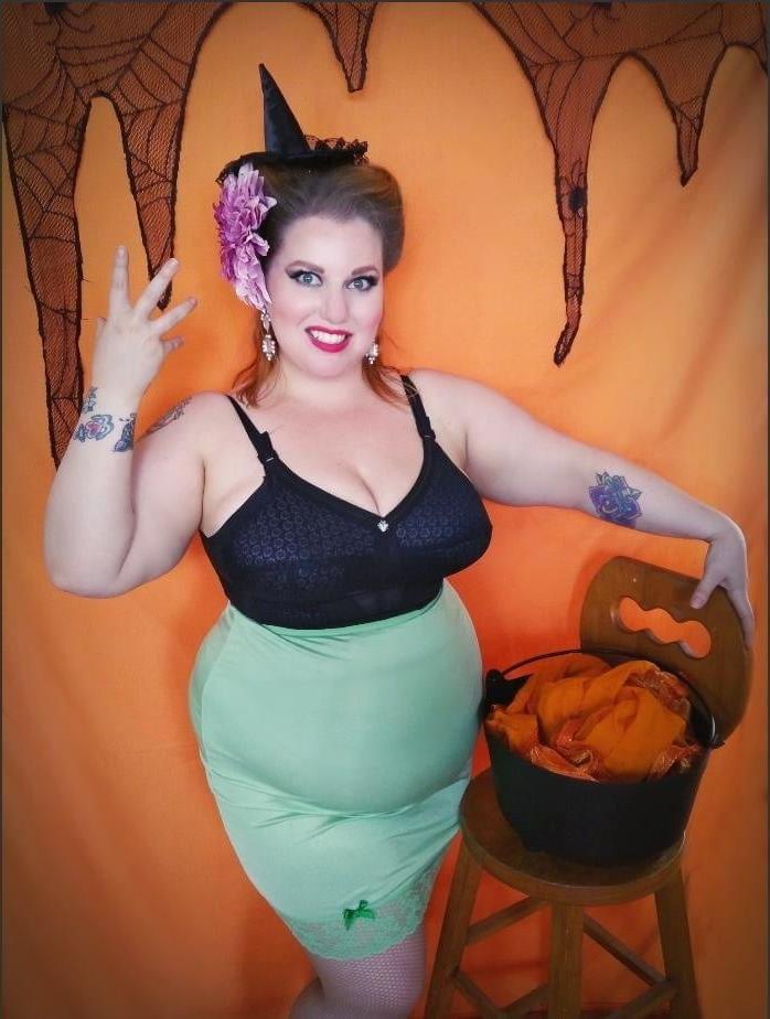 25P Wide Hips - Amazing Curves - Big Girls - Fat Asses (42)