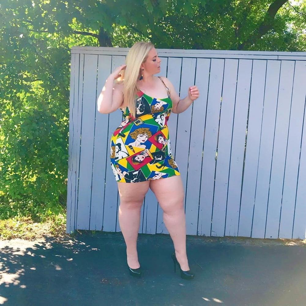 25P Wide Hips - Amazing Curves - Big Girls - Fat Asses (42)