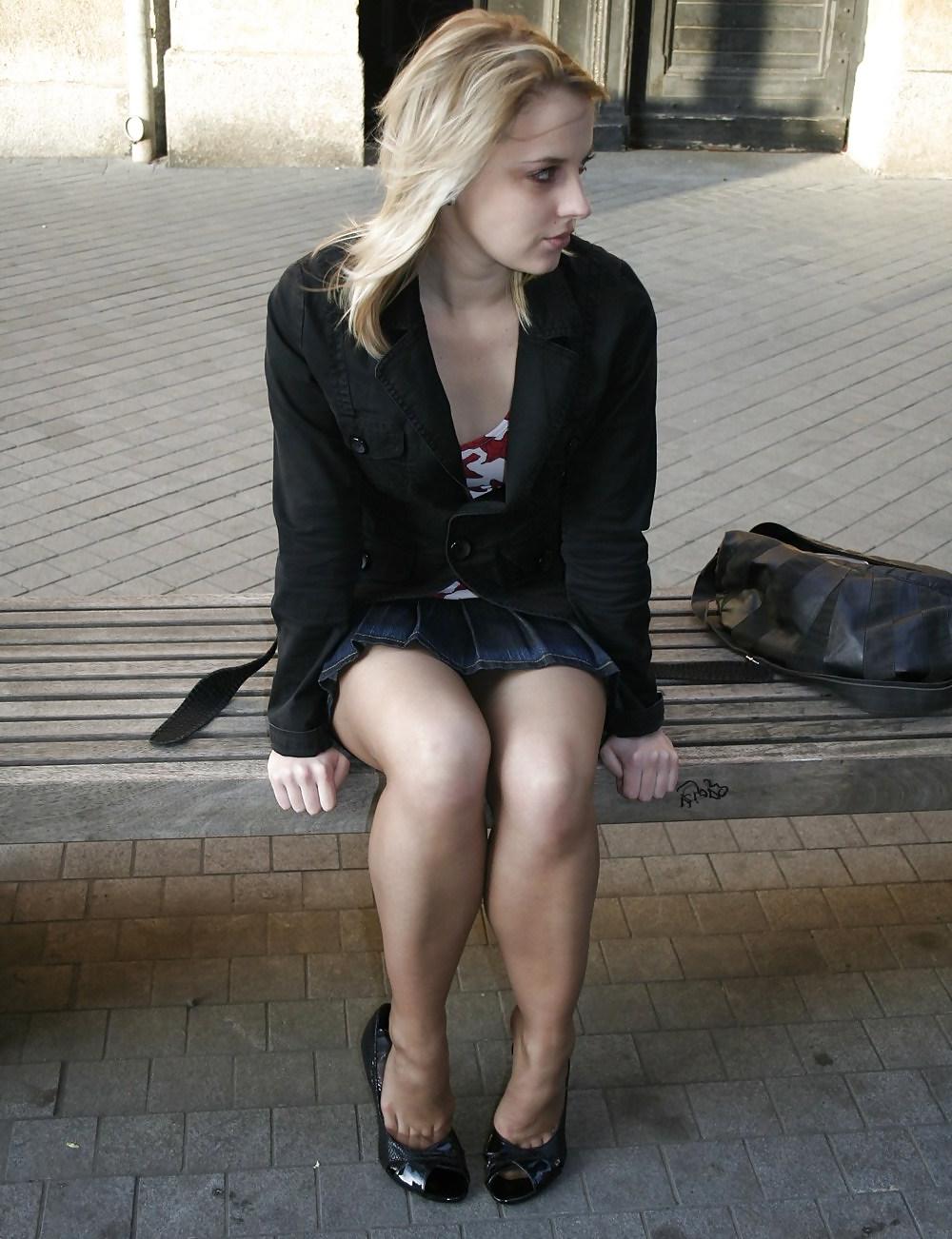 22P Hotlegs-miniskirt babe118