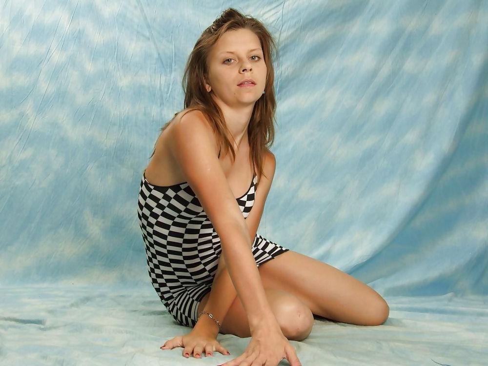 25P Hotlegs-miniskirt babe121