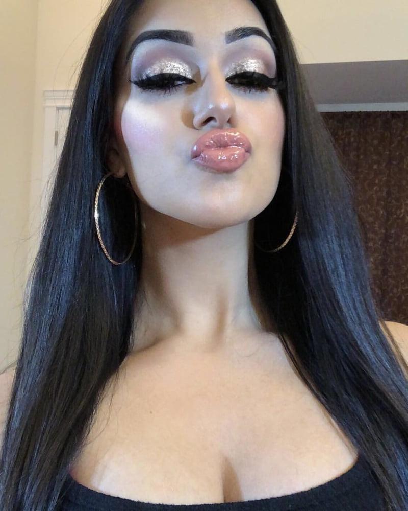 25P Perfect bimbo slut