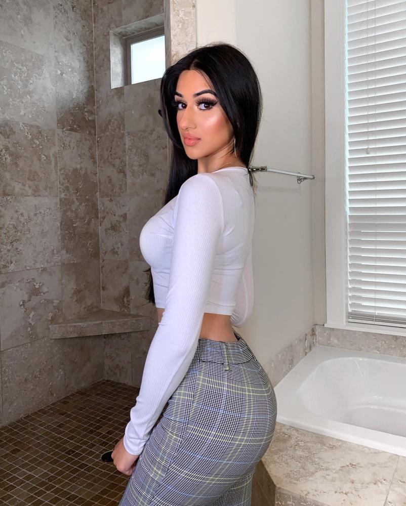 25P Perfect bimbo slut
