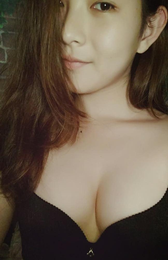 25P Slutty Chinese Law Student Katherine From WeChat