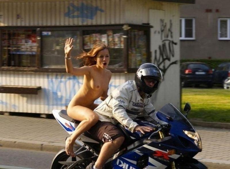 25P Girls &amp; Bikes 2