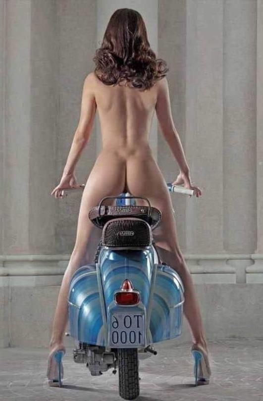 25P Girls &amp; Bikes 2