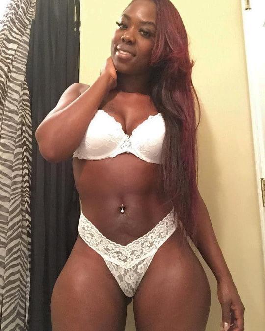 25P Unknown Curvy Chocolate women 16
