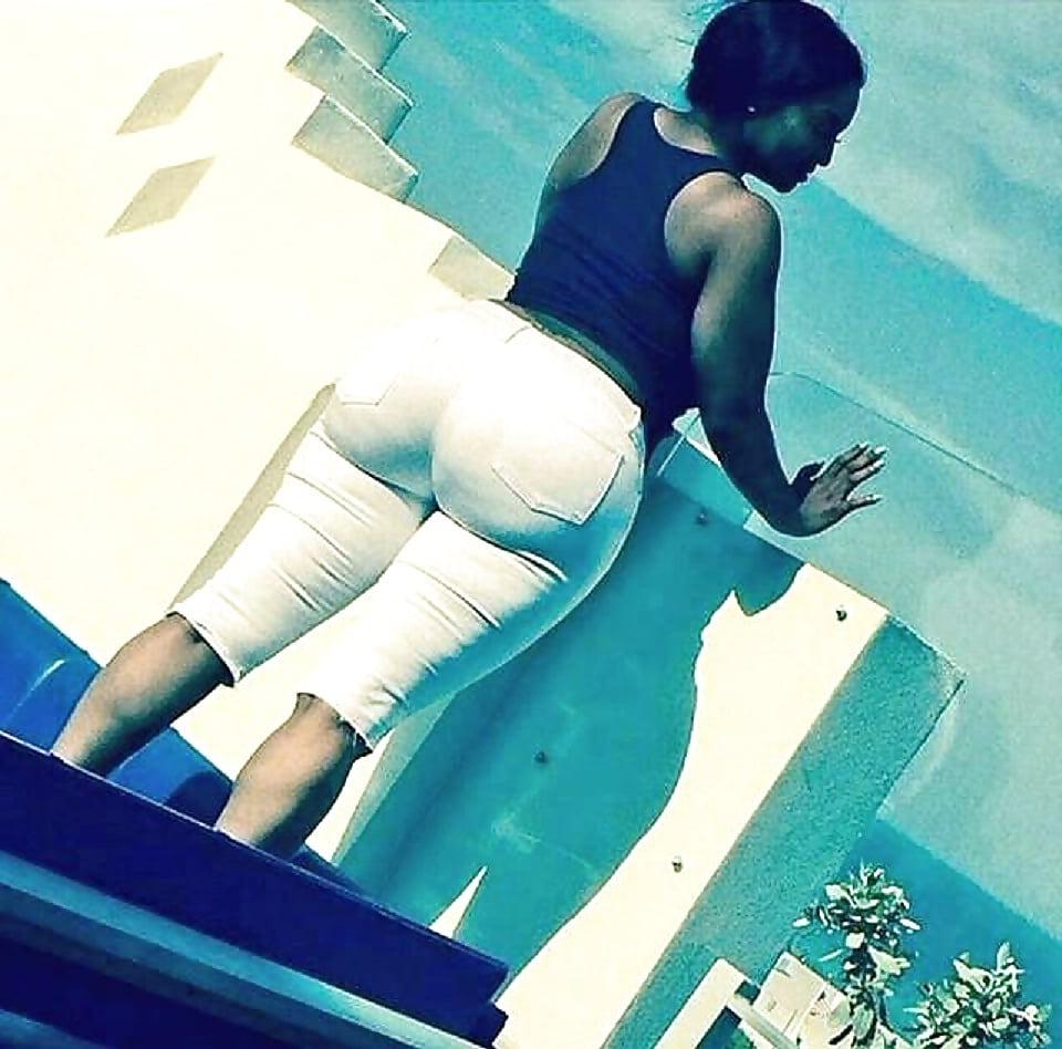 25P Unknown Curvy Chocolate women 16