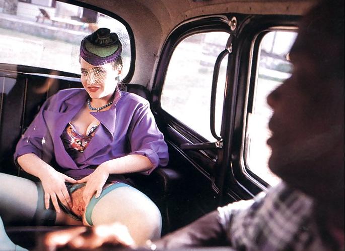 16P Classic Retro - BBC - Blue Stockings - Taxi