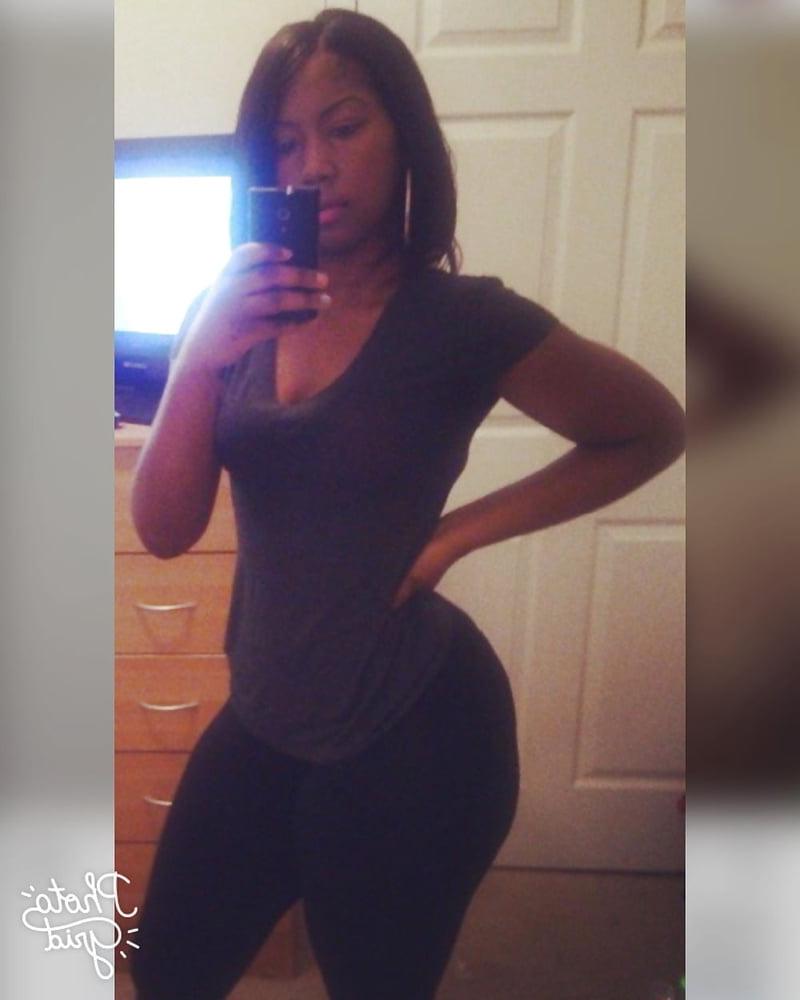 5P Chocolate Curvy Amateur 22