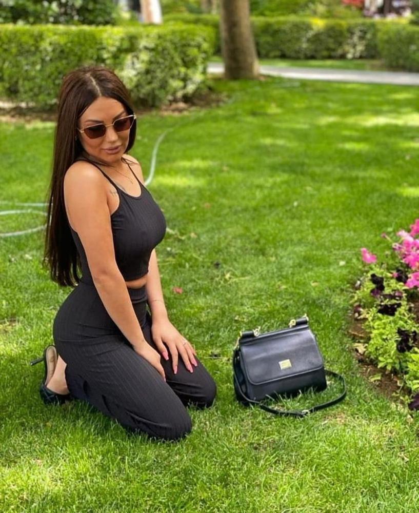 25P Glamour models 9