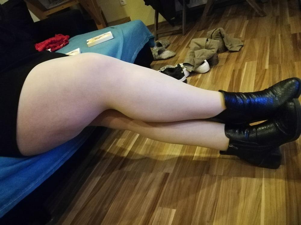 25P pantyhose girls