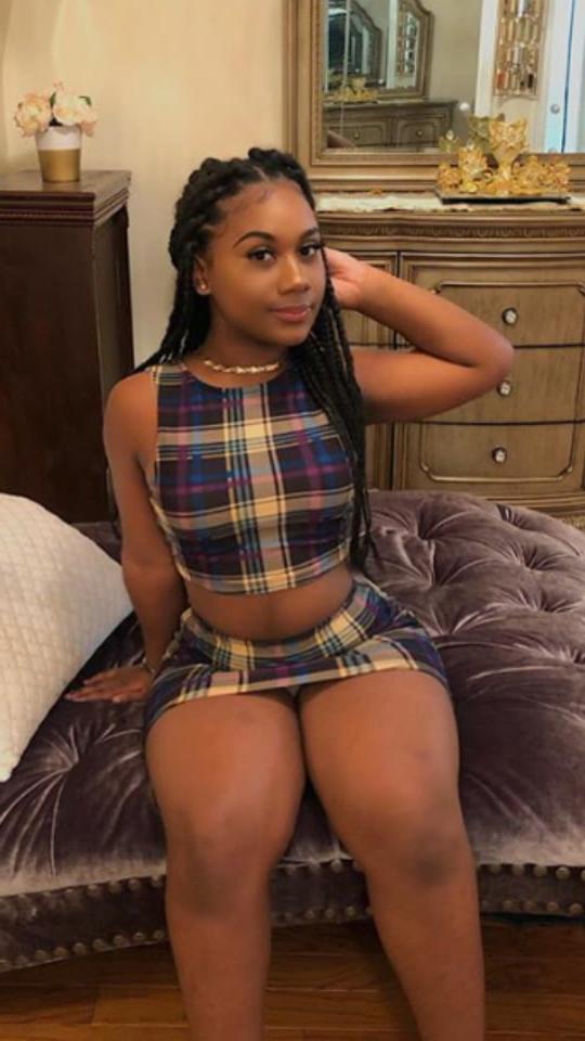 25P Unknown Curvy Chocolate women 15
