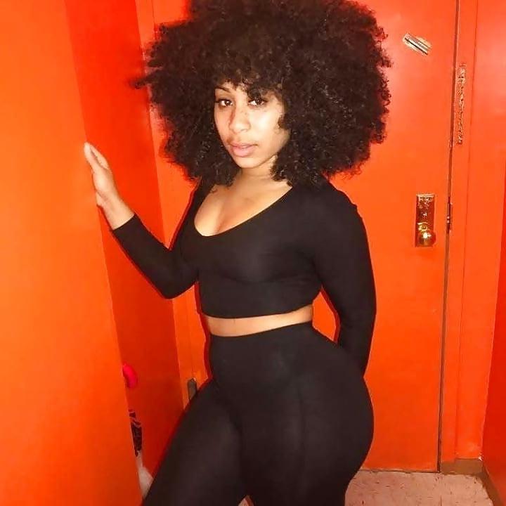 25P Unknown Curvy Chocolate women 15