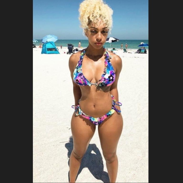 25P Unknown Curvy Chocolate women 15