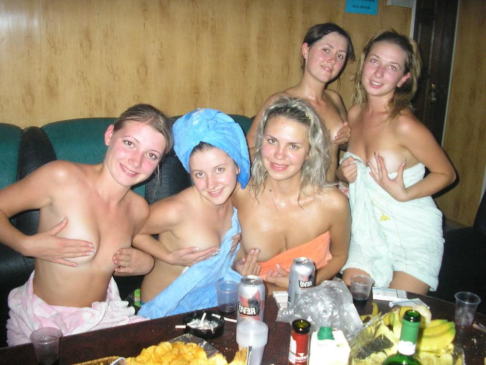 24P Girls Covering Their Nudity 3