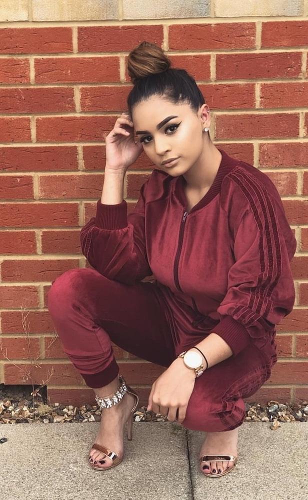 22P Girls of Insta 1