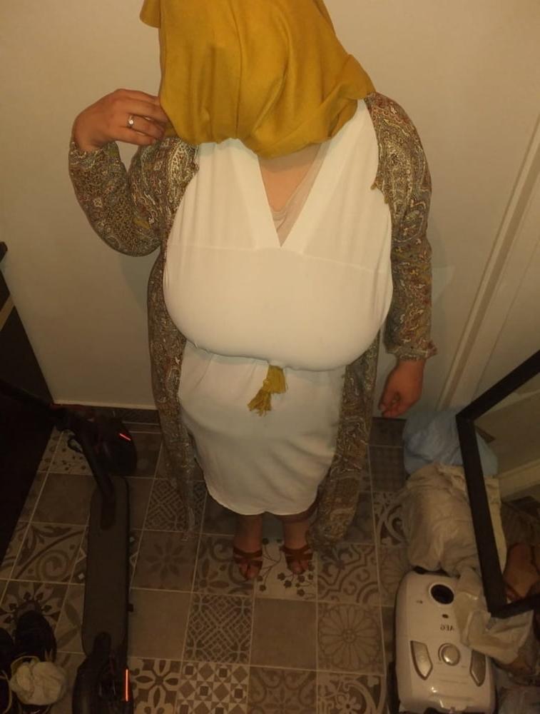 24P Desperate Singel Arab Moms who want the  BBC