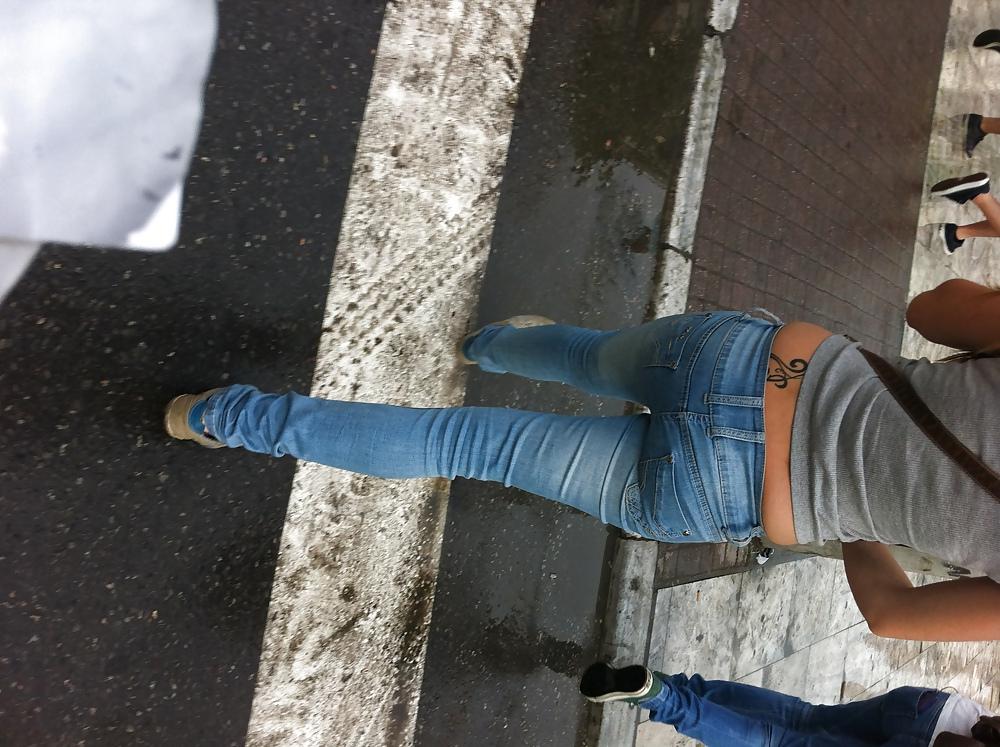 4P Nice teen ass in jeans Theaasaloniki