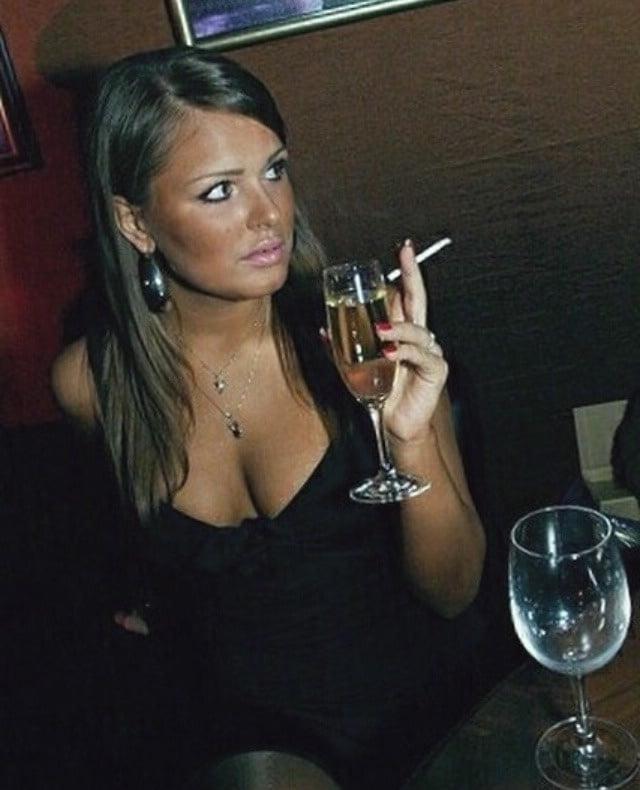 25P cheating wife  and cuckold