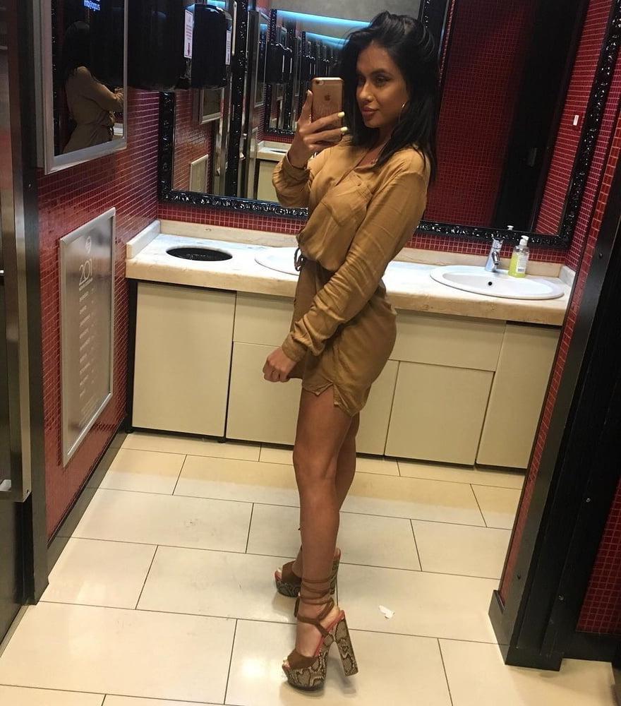 25P Mirror Shots &amp; Selfies 8