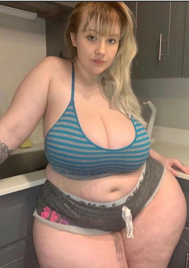 25P Fat Chicks With Deceptively Thin Faces 20