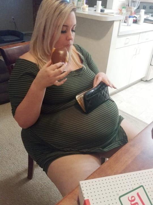 25P Fat Chicks With Deceptively Thin Faces 20