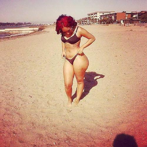 25P Unknown Curvy Chocolate women 13