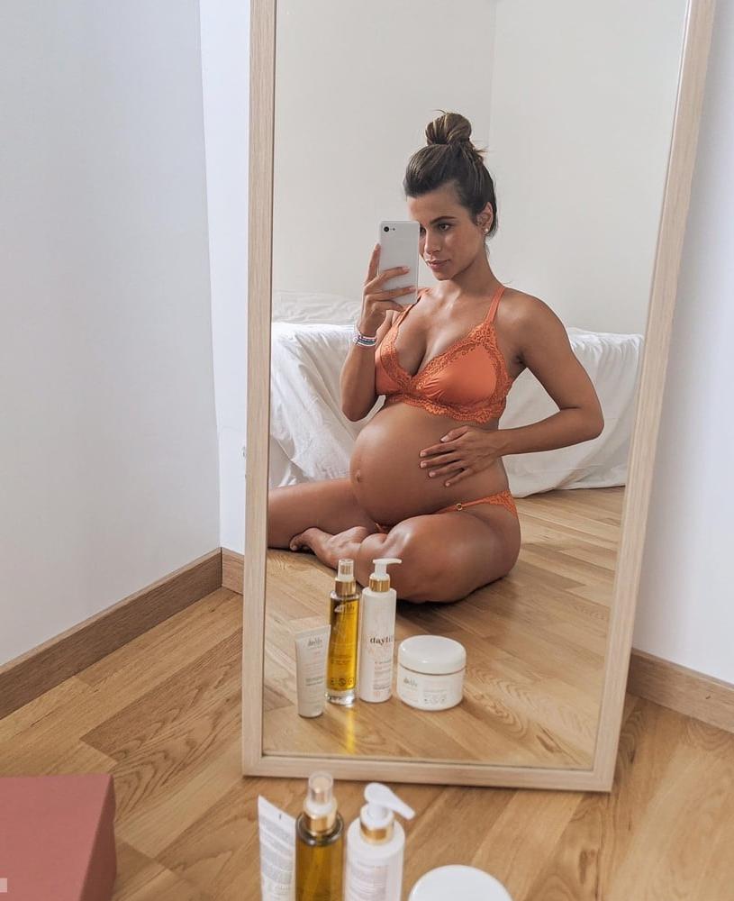 25P Sexy Pregnant Girls 121