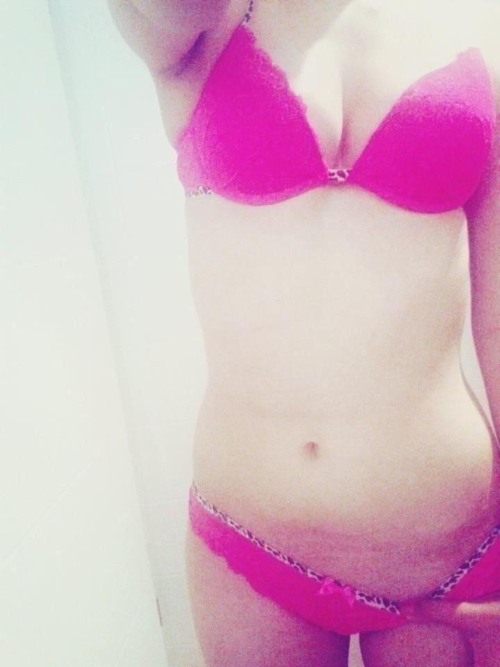 25P Laura the 20 year old German deepthroat and anal slut