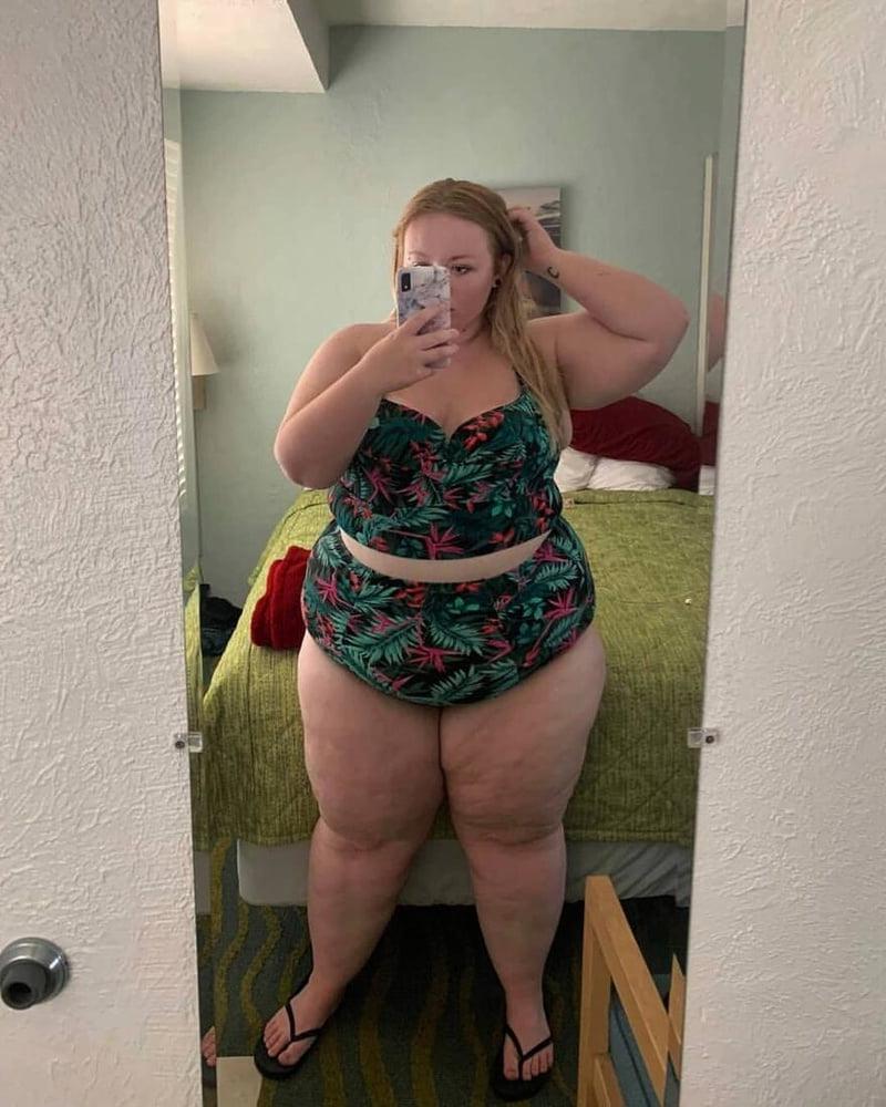 25P Fat Chicks With Deceptively Thin Faces 21