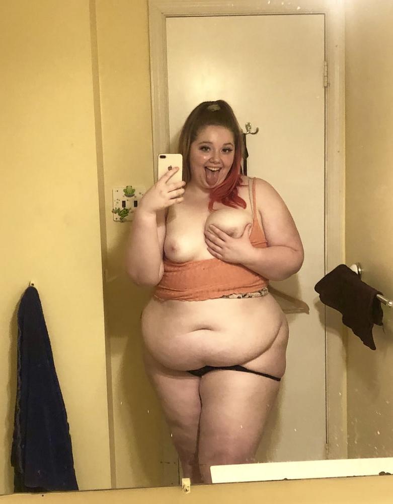 25P Fat Chicks With Deceptively Thin Faces 21