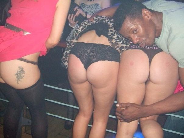 17P Partygirls