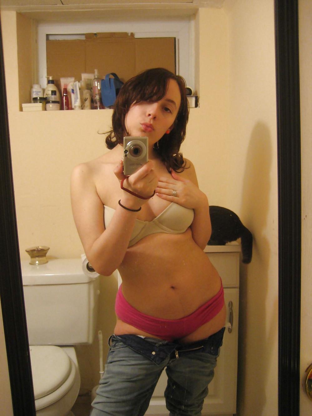 25P Queens in jeans LXXXXV - Hand- and Blowjobs