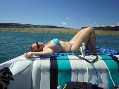 25P bikini girls