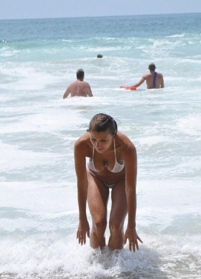 25P bikini girls