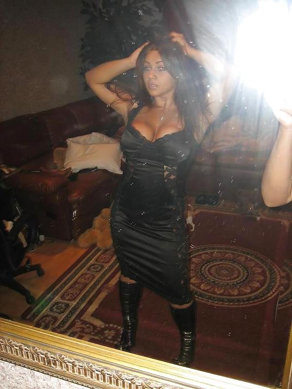 14P Beautiful Curvy Girl