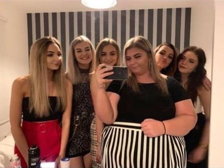 17P Fat Chicks With Skinny Friends 2